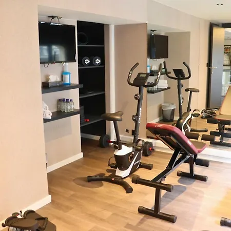 Leopold Hotel 4*